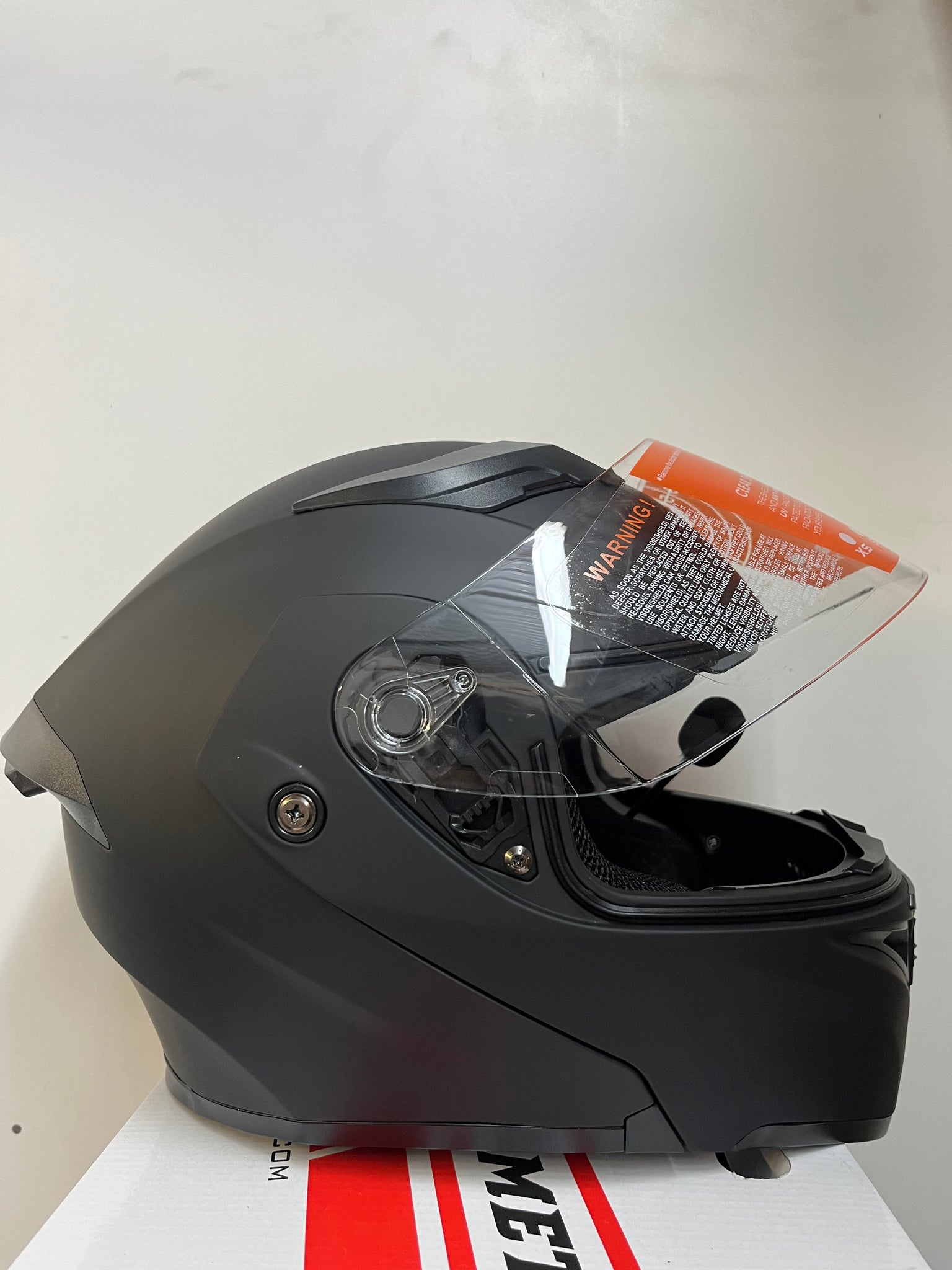 BFR Black Modular Helmet with Light + Bluetooth